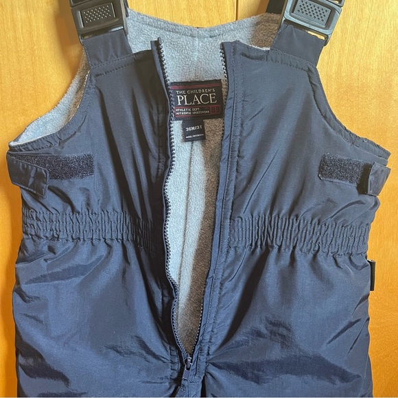 Children’s place navy snowsuit 3t - Picture 3 of 4